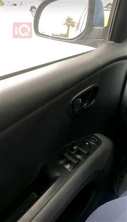 هيونداي i10